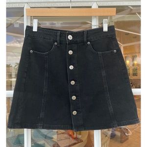 American eagle size 2 black button up jeans skirt mini summer basic